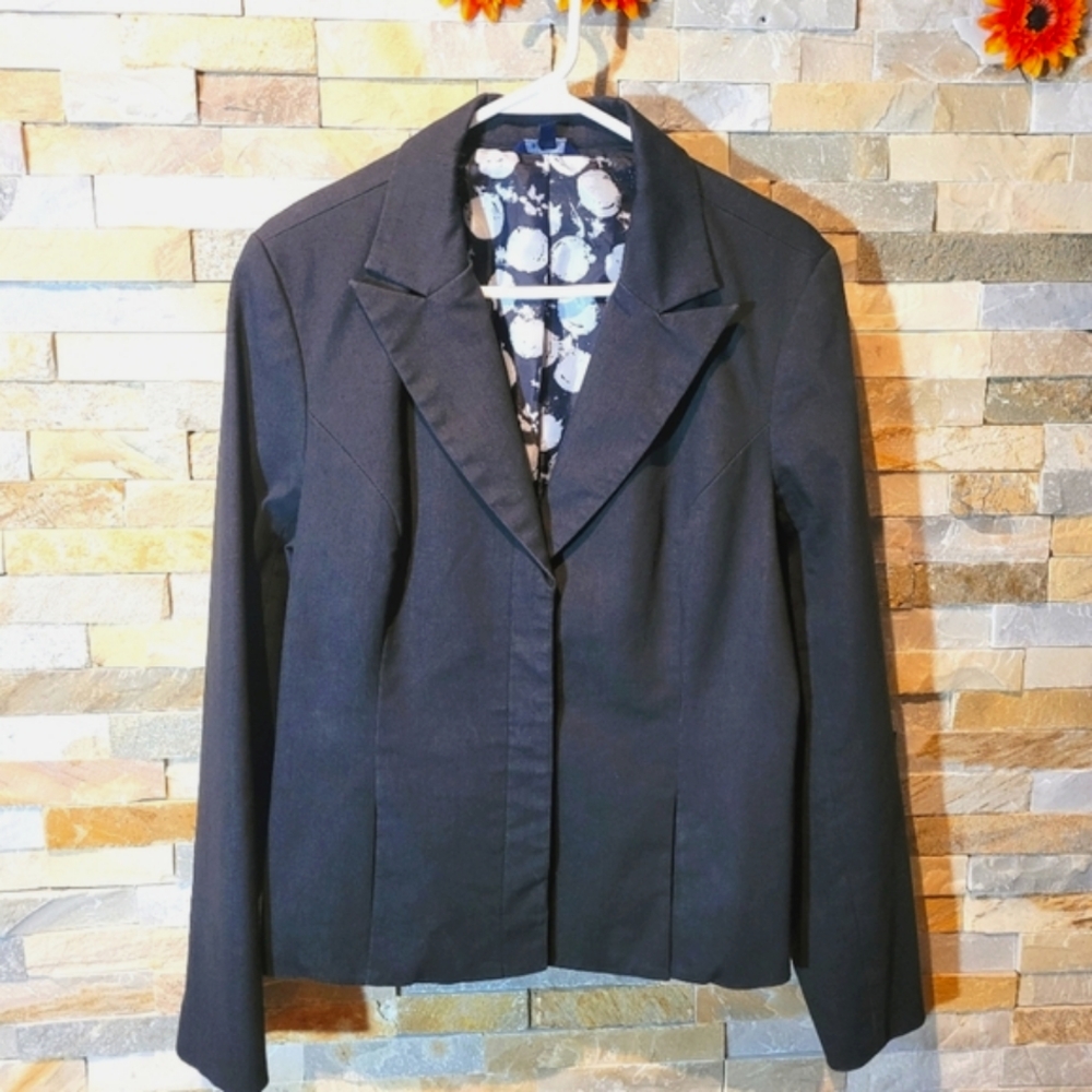 13 Reitmans gray Herringbone blazer